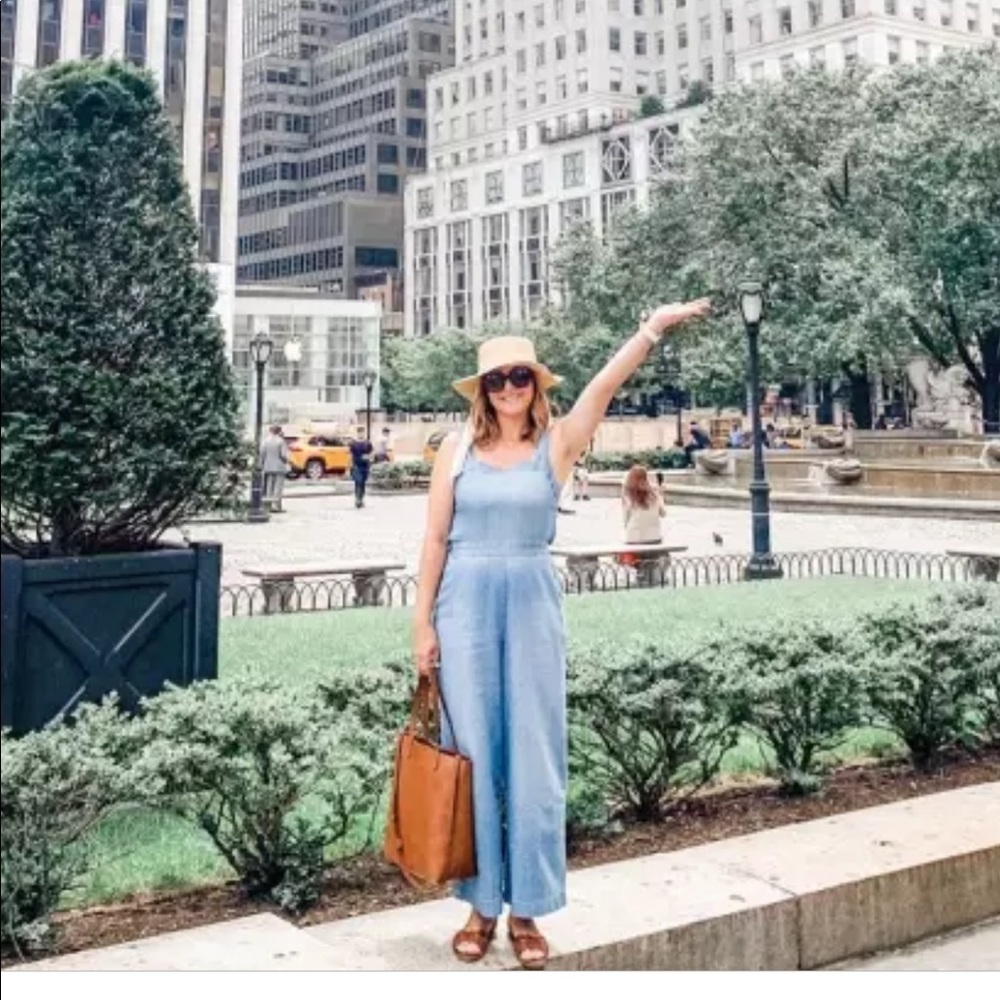 Madewell Denim Apron Bow-Back Jumpsuit Size:12